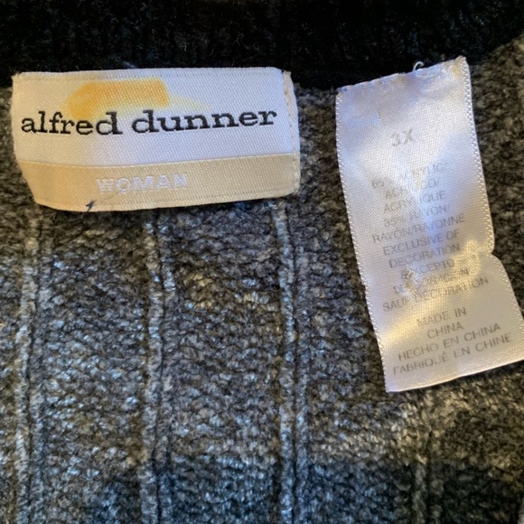 Vintage Alfred Dunner Embroidery Zip Front Cardigan/Sweater - Picture 8 of 14